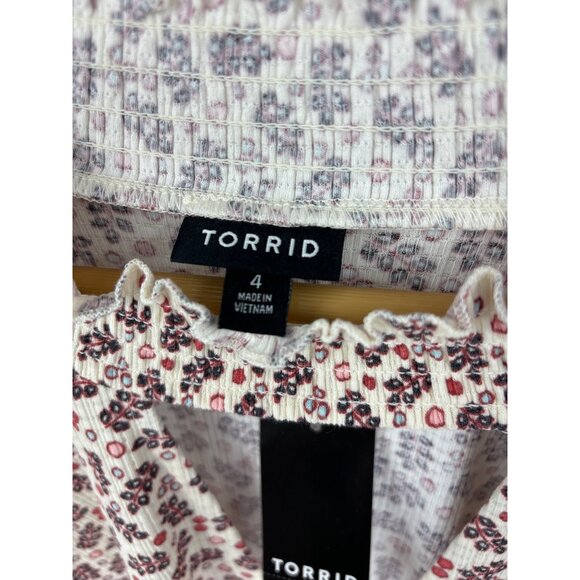 Torrid Ribbed Textured Jersey Choker Neck Smocked Bottom Top Cream 4X NEW - Picture 5 of 7